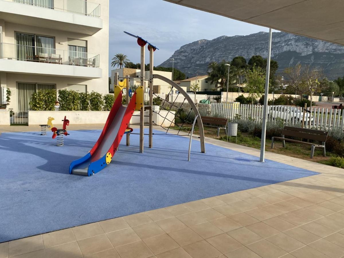 Apartamento Playa Y Club Nautico A 150M Denia Bagian luar foto
